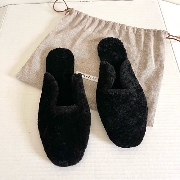 Sleeper shearling slippers in black NWOT - Picture 6 of 7
